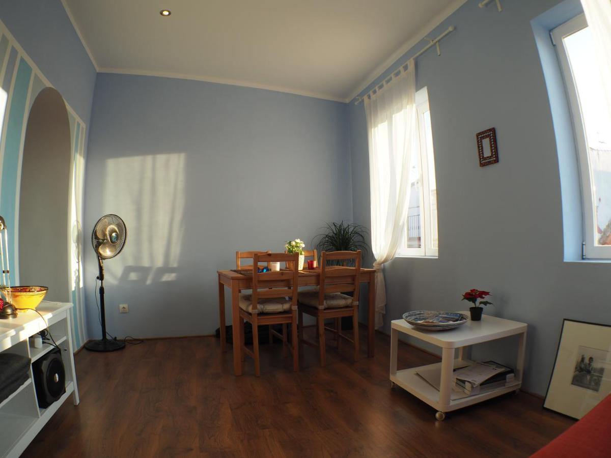 Cosy Appartment W/ Terrace In The Old City Centre Malaga Ngoại thất bức ảnh