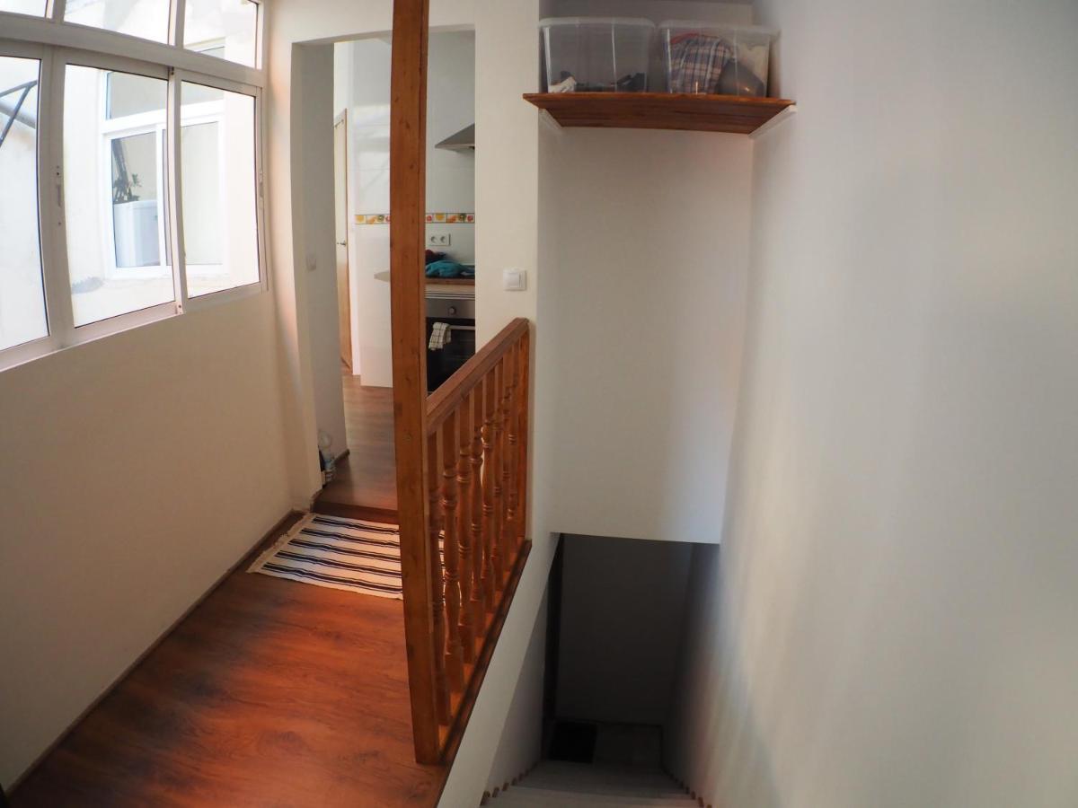 Cosy Appartment W/ Terrace In The Old City Centre Malaga Ngoại thất bức ảnh