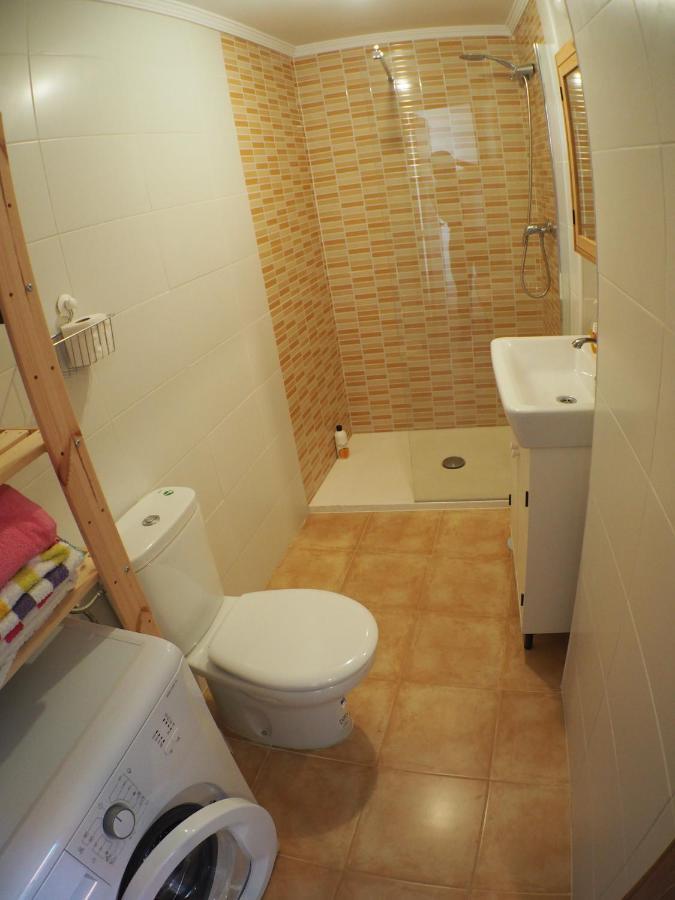 Cosy Appartment W/ Terrace In The Old City Centre Malaga Ngoại thất bức ảnh